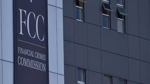 L’Operations Review Committee de la FCC : Un organe clé du contrôle des enquêtes financières sous la présidence de l’ex-juge Gérard Angot