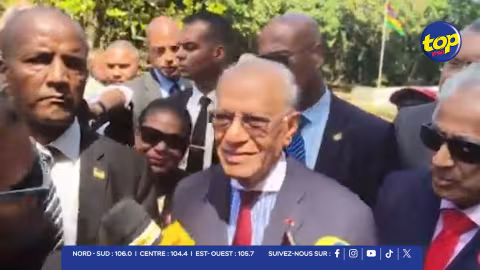 NCA : Navin Ramgoolam réagit à la remarque de Pravind Jugnauth, qui évoque une « Navin Chandra Agency »