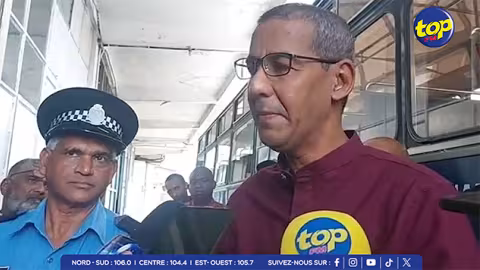 National Transport Corporation : « Un master plan sera effectué sur la flotte d’autobus de la CNT, pour identifier ceux qui émettent trop de fumée » affirme le ministre Osman Mahomed