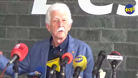 Garantie du Premier ministre qu’il n’y a aucune base militaire a Agalega : Paul Bérenger déplore ce qu’il appelle l’ignorance de Pravind Jugnauth par rapport au traité de Pelindaba