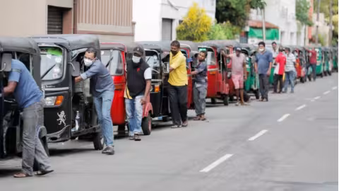 Sri Lanka : Les stations-service sont vides