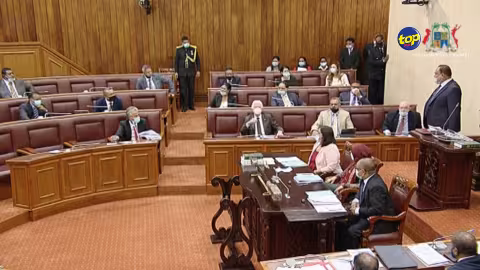 Le Speaker Sooroojdev Phokeer expulse le leader de l’opposition, le Dr. Arvin Boolell. La raison pas connue pour le moment