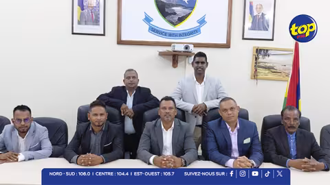 Après la révocation de Rajaye Puttanah : Vikram Gooransingh élu nouveau district councillor du village de Tyack