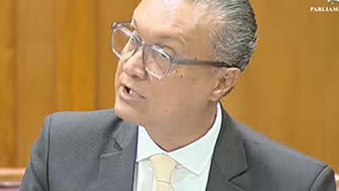Le ministre des Utilités Publiques, Patrick Assirvaden a déclaré au Parlement que le niveau d'eau est actuellement de 41% en moyenne dans les sept réservoirs et que celui des nappes phréatiques n'est guère mieux, avec seulement 20,85%.