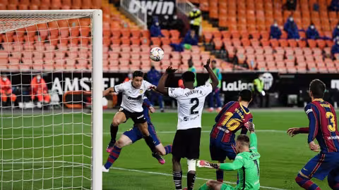 LaLiga : Messi et Griezmann renversent Valence !