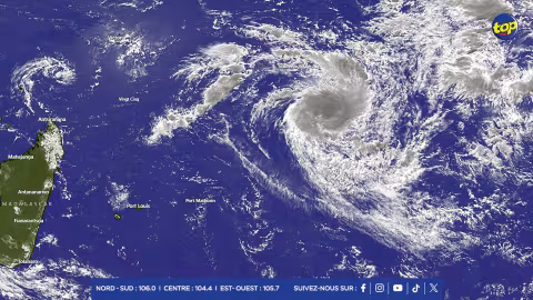 Météo : La forte tempête tropicale Bheki s’approche lentement de Maurice