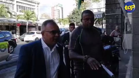 Affaire Wakashio : Bruneau Laurette porte plainte et réclame que le sabordage du navire soit stoppé afin d’inspecter la coque