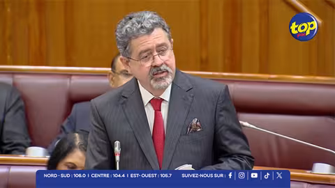 Point of order sur le Budget : Gavin Glover réplique à Joe Lesjongard… l’Attorney General estime que l’objection de l’opposition est « misconceived »