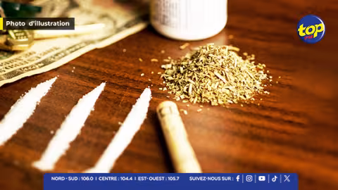 Pointe-aux-Piments : Un skipper arrêté en possession d'héroïne et de cannabinoïdes synthétiques.