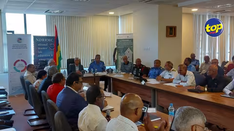 Cyclone tropical intense Freddy: Pravind Jugnauth préside le National Crisis Committee en ce moment