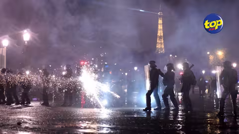 Réforme des retraites en France : de nouvelles tensions entre manifestants et forces de l’ordre place de la Concorde à Paris