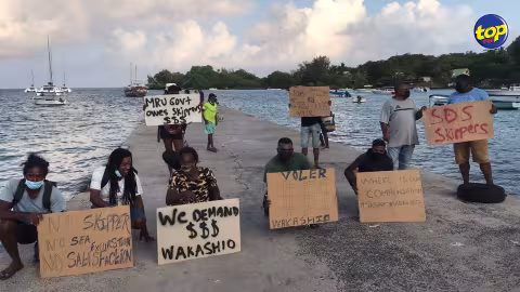 Quatrième jour de manifestation à Trou d’Eau Douce : Un appel de détresse lancé par les skippers du sud-est au ministre du Tourisme