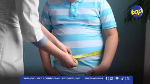 188 millions d’enfants et d’adolescents souffrent d’obésité : les experts dénoncent des parents pressés qui privilégient les repas rapides, le manque de cantines scolaires proposant des aliments équilibrés et le coût élevé des aliments sains 