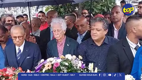 Fête du Travail : dépôts de gerbes au Guy Rozemont Square et au cimetière de St Jean hier