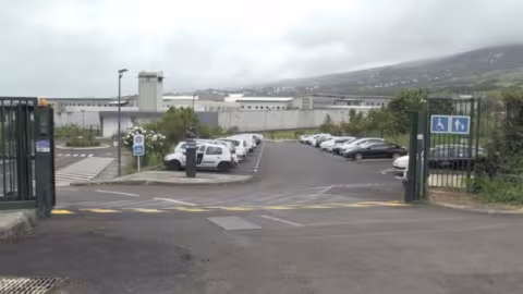 Trafic de stupéfiants entre La Réunion et Maurice : une première nuit en détention provisoire à Domenjod pour Jérémy Désiré après son extradition